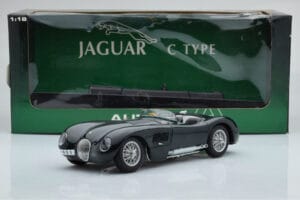 Jaguar C-Type Vert AUTOart 1:18 73500 Métal — image 8 sur 8