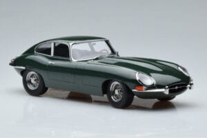 Jaguar E-Type Series 1 British Racing Vert KK-Scale 1:18 KKDC180431 Métal — image 4 sur 6