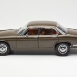 Jaguar XJ6 Series 1 4.2 Sable Marron Paragon 1:18 - image 4 of 8