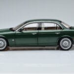 Jaguar XJ6 X350 Racing Vert Almost Real 1:18 - image 5 of 13