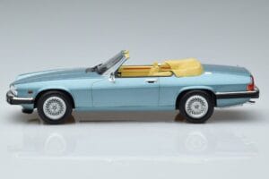 Jaguar XJS V12 Cabriolet Bleu Clair Métallisé Norev 1:18 182635 Métal — image 3 sur 6