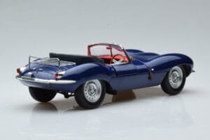 Jaguar XKSS Bleu AUTOart 1:18 73510 Métal — image 3 sur 9