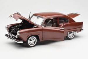 Kaiser Henry J Caribbean Coral Metallic Sun Star 1:18 5101 Métal — image 2 sur 8
