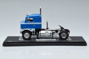 Kenworth Bullnose Bleu IXO 1:43 TR154 Métal — image 3 sur 6