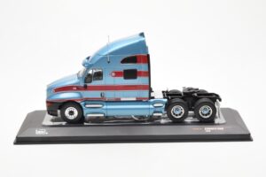 Kenworth T2000 Bleu Clair Rouge IXO 1:43
