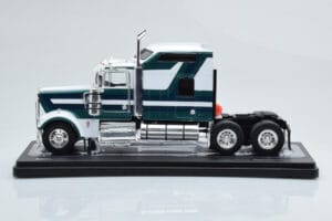 Kenworth W900 Vert Blanc IXO 1:43 TR164 Métal — image 3 sur 6