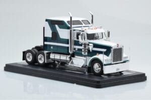 Kenworth W900 Vert Blanc IXO 1:43 TR164 Métal — image 4 sur 6