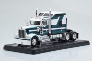 Kenworth W900 Vert Blanc IXO 1:43