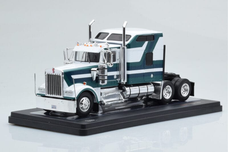 Kenworth W900 Vert Blanc IXO 1:43