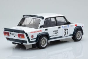 Lada 2105 VFTS #37 H. Ohu Rally Acropolis 1983 IXO 1:18 18RMC145 Métal — image 2 sur 6