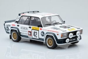 Lada 2105 VFTS #42 S. Brundza Rally 1000 Lakes 1984 IXO 1:18 18RMC146 Métal — image 4 sur 6