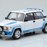 Lada 2105 VFTS Blanc IXO 1:18