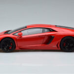 Lamborghini Aventador LP700-4 Andromeda Rouge AUTOart 1:18 - image 5 of 10