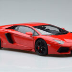 Lamborghini Aventador LP700-4 Andromeda Rouge AUTOart 1:18 - image 6 of 10