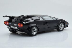 Lamborghini Countach LP5000S Noir AUTOart 1:18 74533 Métal — image 4 sur 10