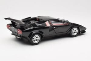 Lamborghini Countach LP 5000 Quattrovalvole Noir Kyosho 1:18 08320BK Métal — image 3 sur 8