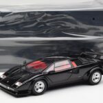Lamborghini Countach LP 5000 Quattrovalvole Noir Kyosho 1:18 - image 8 of 8