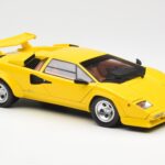 Lamborghini Countach LP 5000 Quattrovalvole Jaune Kyosho 1:18 - image 6 of 8