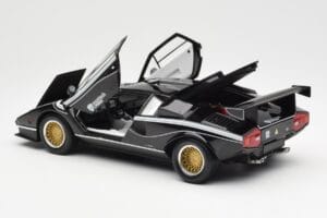 Lamborghini Countach LP 500R Noir Kyosho 1:18 08320C Métal — image 5 sur 8