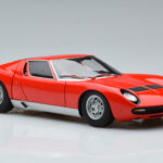 Lamborghini Miura SV Rouge AUTOart 1:18 - image 6 of 8