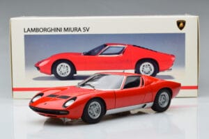 Lamborghini Miura SV Rouge AUTOart 1:18 74543 Métal — image 8 sur 8