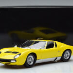 Lamborghini Miura SV Jaune Kyosho 1:18 - image 11 of 11