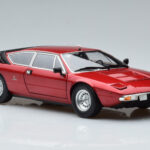 Lamborghini Urraco P250 Rouge Kyosho 1:18 - image 6 of 10