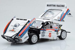 Lancia 037 Martini #8 A. Bettega / M. Perissinot Safari Rally 1985 Kyosho 1:18 08306J Métal — image 2 sur 8