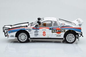 Lancia 037 Martini #8 A. Bettega / M. Perissinot Safari Rally 1985 Kyosho 1:18 08306J Métal — image 5 sur 8