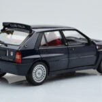 Lancia Delta HF Integrale Club Italia Bleu Kyosho 1:18 - image 4 of 8