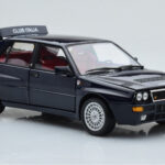 Lancia Delta HF Integrale Club Italia Bleu Kyosho 1:18 - image 6 of 8