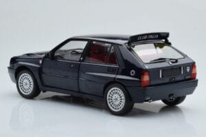 Lancia Delta HF Integrale Club Italia Bleu Kyosho 1:18 08343SC Métal — image 7 sur 8