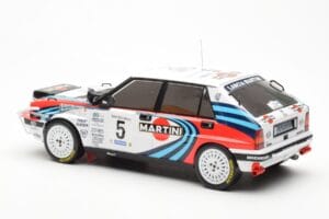 Lancia Delta Integrale 16V #5 J. Kankkunen / J. Piironen Rally Safari 1990 IXO 1:18 18RMC139C Métal — image 5 sur 6