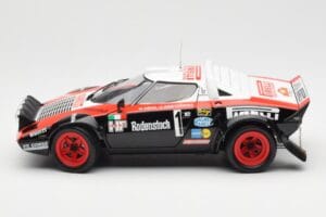 Lancia Stratos HF #1 Hunsruck Rally 1978 Kyosho 1:18 08130D Métal — image 4 sur 8