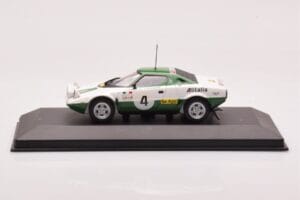 Lancia Stratos Alitalia #4 B. Waldegaard / H. Thorzelius Winner Rally Sweden 1975 Minichamps 1:43