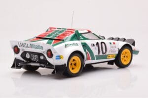 Lancia Stratos HF #10 S. Munari / S. Maiga Rally Monte Carlo 1976 IXO 1:18 18RMC162A Métal — image 2 sur 6