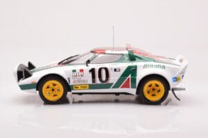 Lancia Stratos HF #10 S. Munari / S. Maiga Rally Monte Carlo 1976 IXO 1:18 18RMC162A Métal — image 3 sur 6