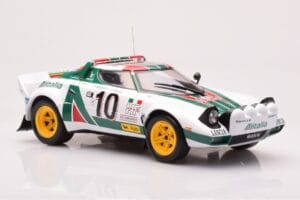 Lancia Stratos HF #10 S. Munari / S. Maiga Rally Monte Carlo 1976 IXO 1:18 18RMC162A Métal — image 4 sur 6