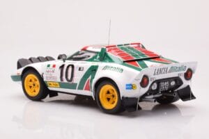 Lancia Stratos HF #10 S. Munari / S. Maiga Rally Monte Carlo 1976 IXO 1:18 18RMC162A Métal — image 5 sur 6