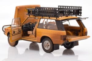 Land Rover Defender 90 Camel Trophy Sumatra 1981 Almost Real 1:18 810107 Métal — image 5 sur 8