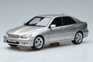 Lexus IS200 XE10 Argent Otto 1:18 OT991 Résine