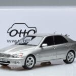 Lexus IS200 XE10 Argent Otto 1:18 OT991 Résine - image 6 of 6