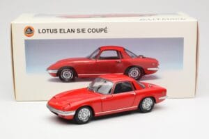 Lotus Elan S2 SE Coupé Rouge AUTOart 1:18 75351 Métal — image 8 sur 8