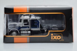 Marmon CHDT Blanc Bleu IXO 1:43 TR083 Métal — image 4 sur 4