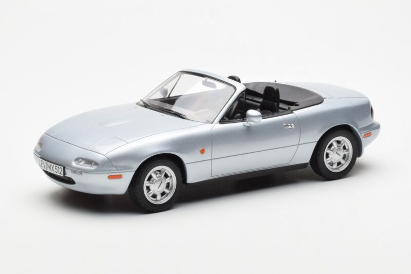 Mazda MX-5 NA Argent Norev 1:18