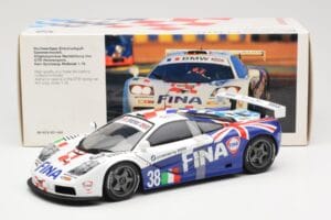 McLaren F1 GTR #38 M. Duez / M. Soper / E. Lafitte Team Bigazzi 24 Hours of Le Mans 1996 UT Models 1:18 80439421484 Métal — image 6 sur 6