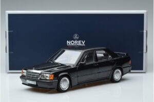 Mercedes 190 E 2.3-16 Cosworth W201 Norev 1:18 183830 Métal — image 7 sur 7
