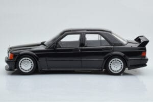 Mercedes 190E W201 2.5-16 Evo I Noir Otto 1:18 OT151 Résine — image 3 sur 6