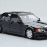 Mercedes 190E W201 2.5-16 Evo I Noir Otto 1:18 - image 4 of 6