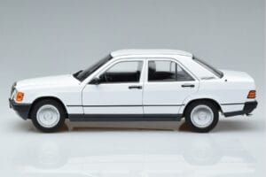 Mercedes 190 E W201 Blanc Norev 1:18 183820 Métal — image 4 sur 7